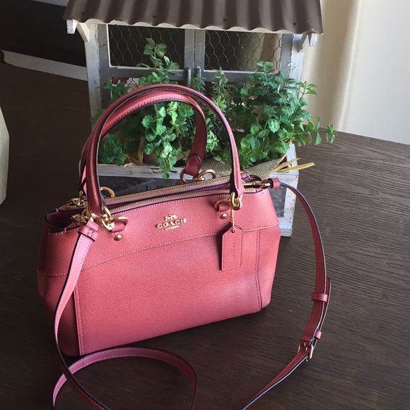 prettiest luggage